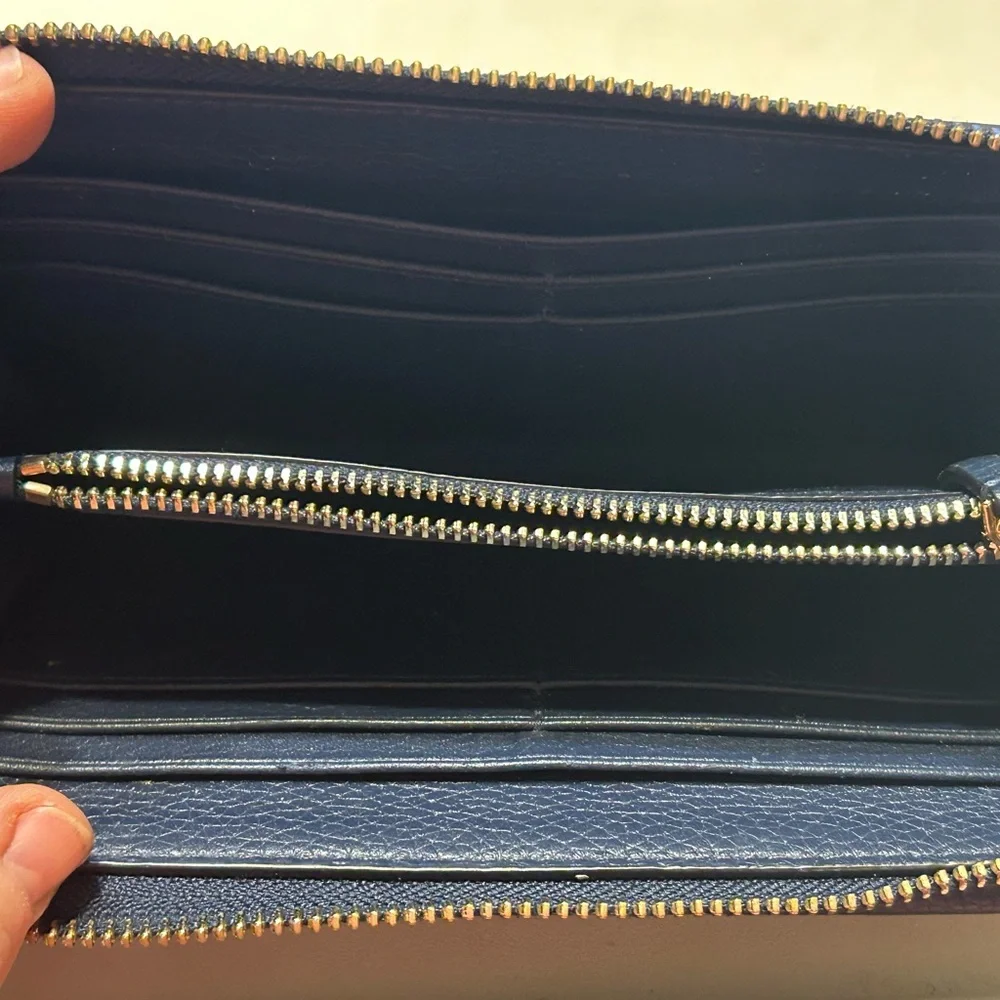 Tory Burch Carter smartphone wallet wristlet large wallet